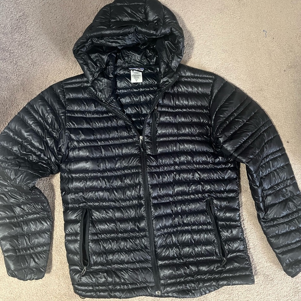 M's Patagonia Ultralight Down Hoody